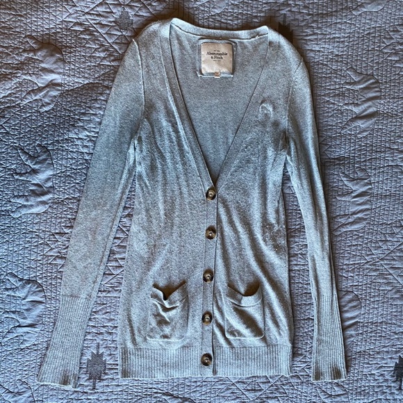 Abercrombie & Fitch long sweater - Picture 1 of 4